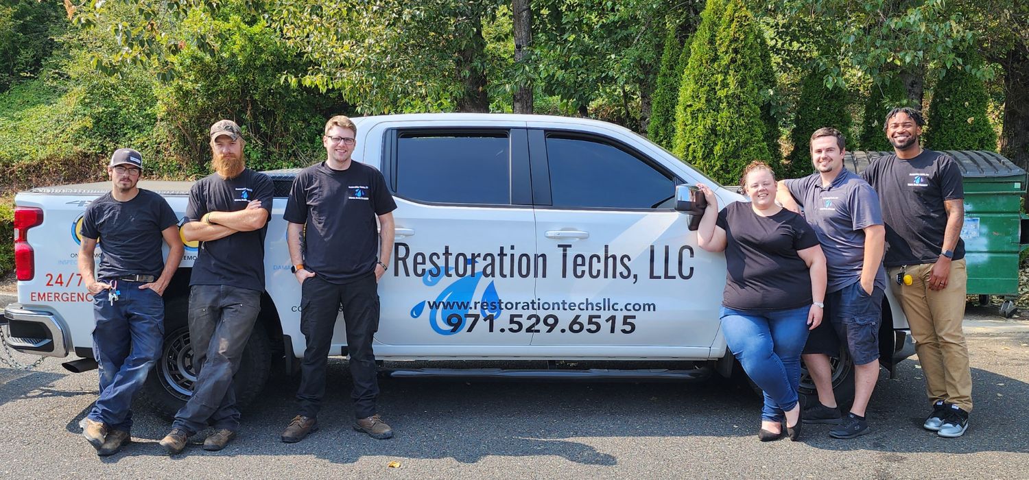 Water Damage Restoration Service in Oregon City, OR: 24/7 Emergency Cleanup, Drying, & Repair